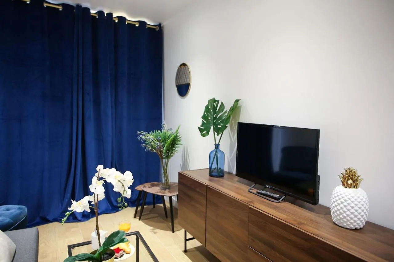 דירה Big Studio Close To Montorgeuil Local Commercial *
